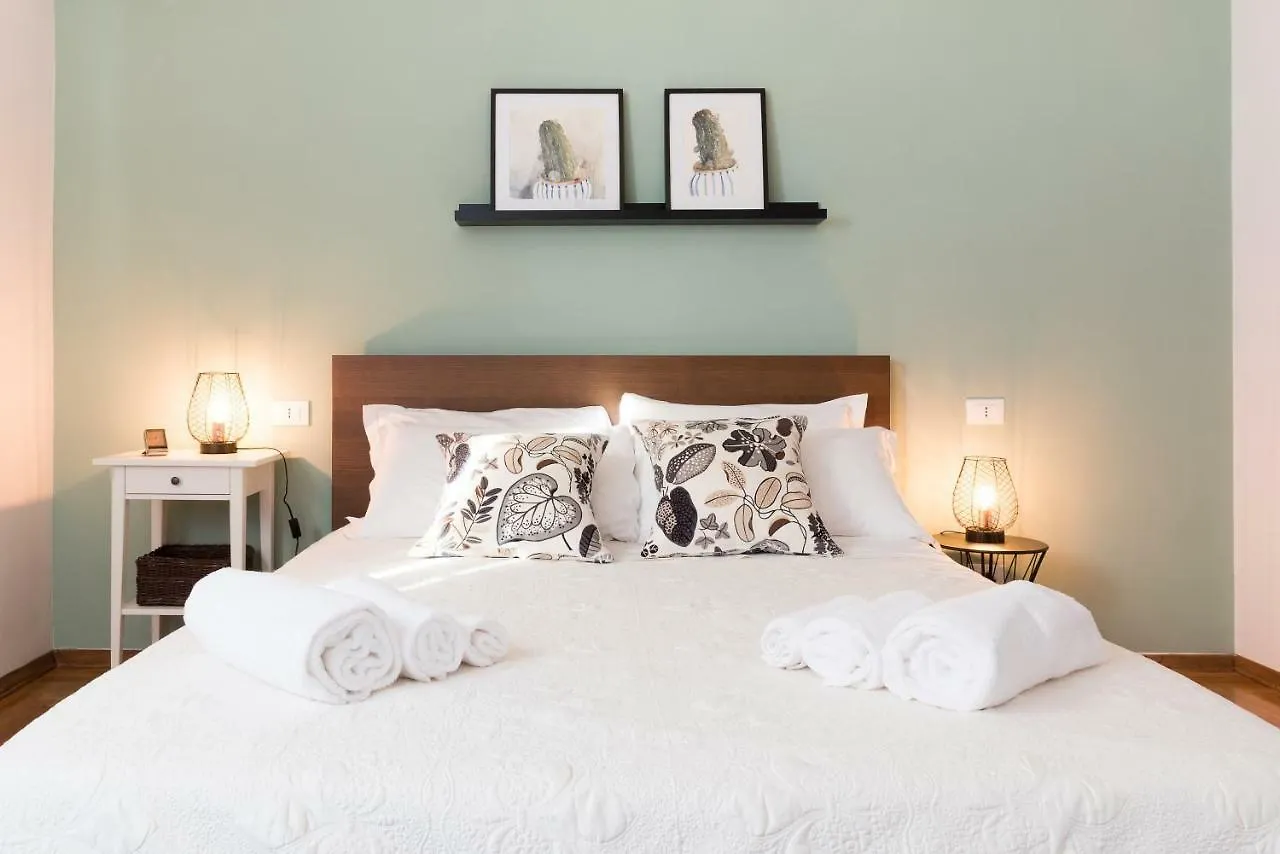 Verona Uptown Mood Apartment 0*,